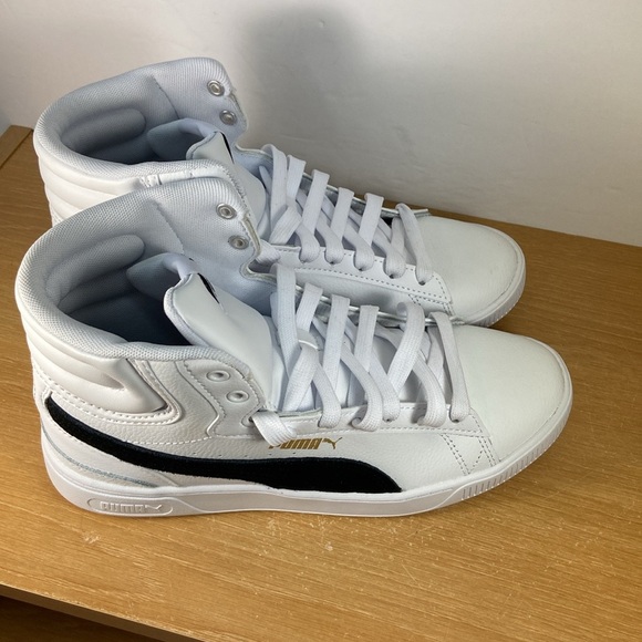 Puma Vikky v3 Women’s Size 7 White/Black Sneakers - Picture 8 of 12